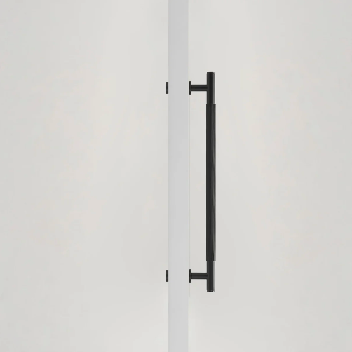 LA LINEA Solid Brass Linear Knurling Double-Sided Or Single Door Pull Handle