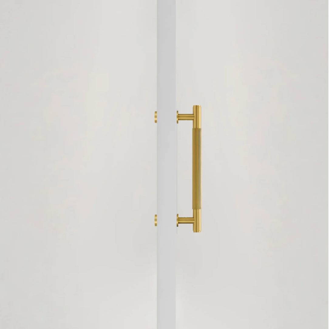 LA LINEA Solid Brass Linear Knurling Double-Sided Or Single Door Pull Handle