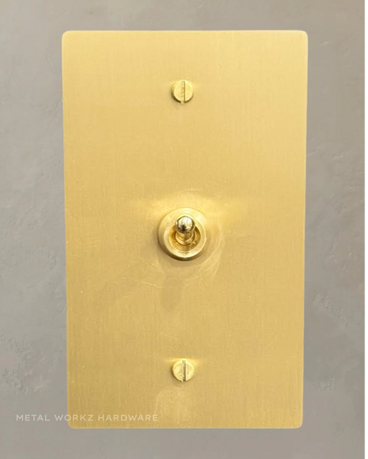 Brass Vintage Toggle Light Switch (1-Gang) Brass