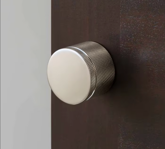 ARDITO Solid Brass Knurled Interior Door Handle (Satin Nickel)