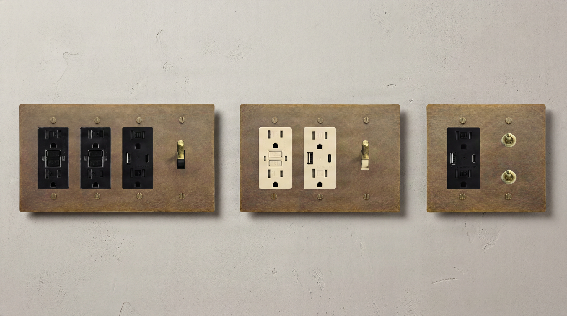 Aged Brass Usb Outlets - Desktop Hero